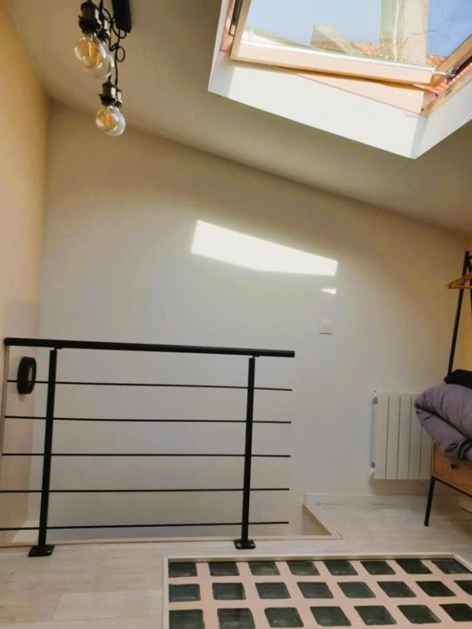 Duplex Studio Fullness - Proche Gare - Wifi Amiens Luaran gambar